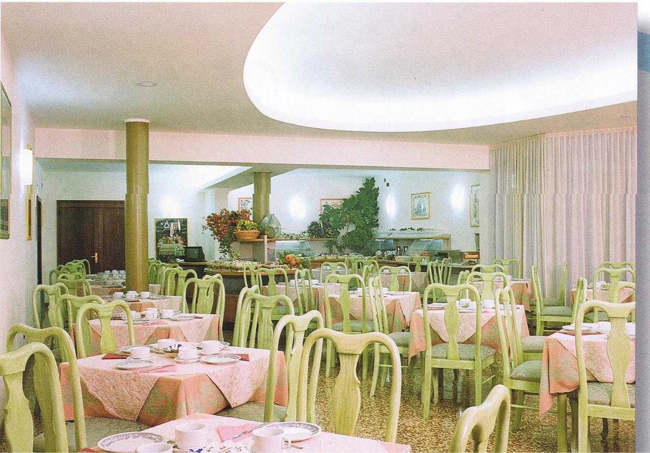 Hotel Piroga Padova Selvazzano Dentro Buitenkant foto