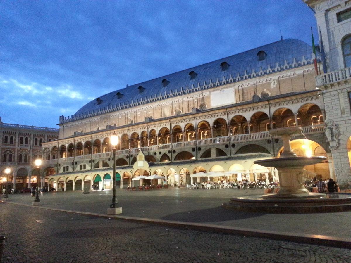 Hotel Piroga Padova Selvazzano Dentro Buitenkant foto